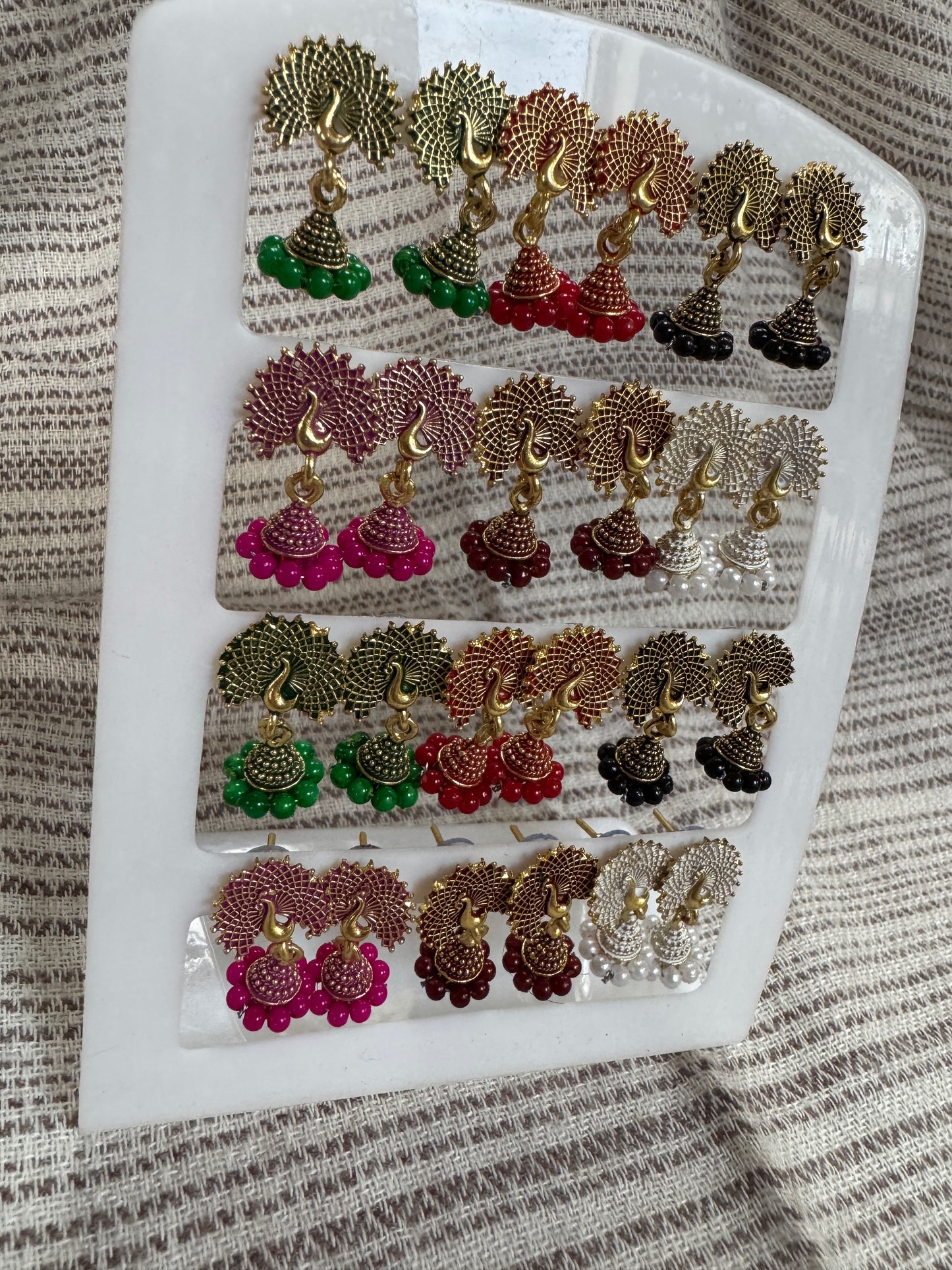 A set 12 pairs Different style earrings