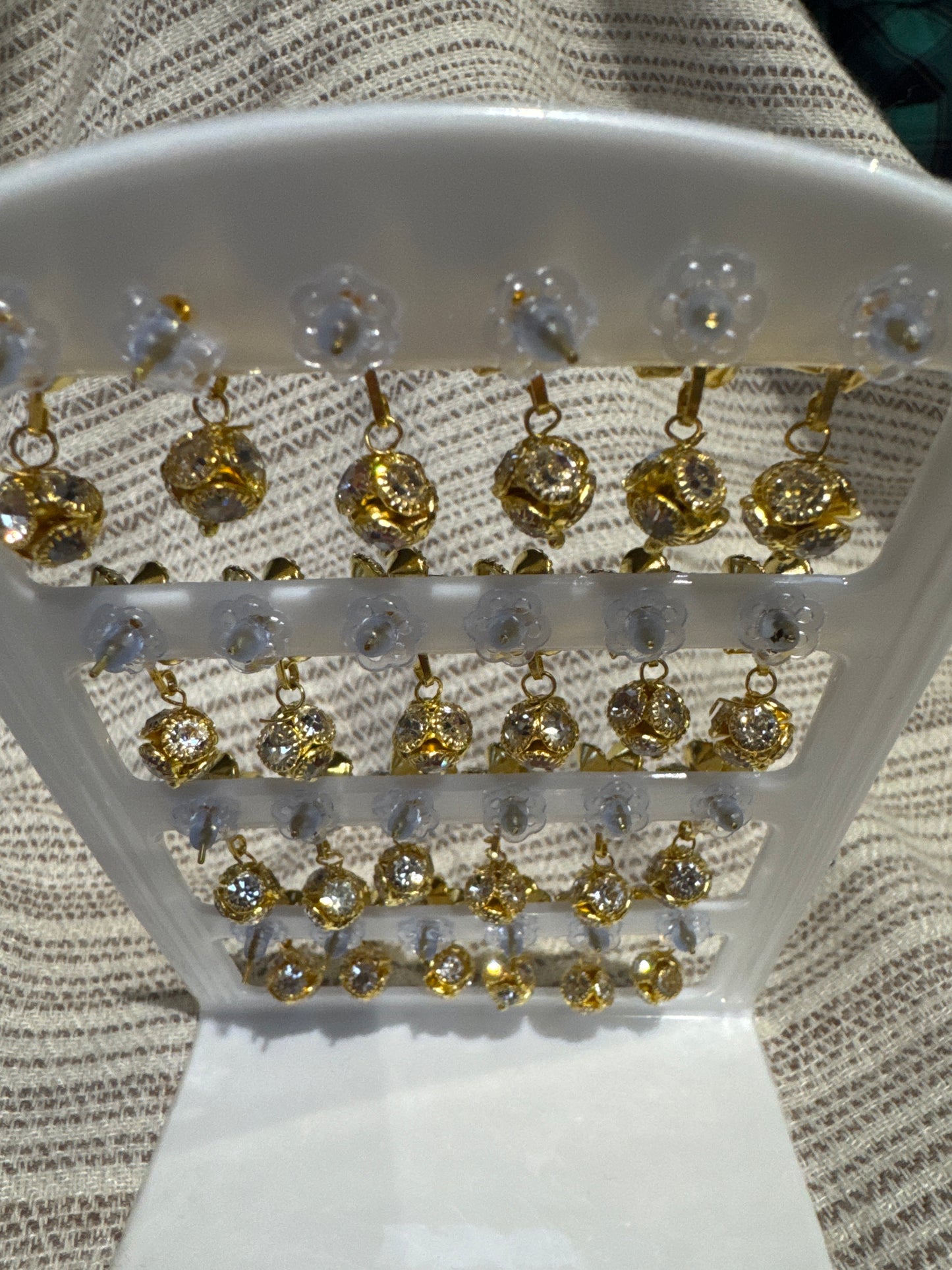 A set 12 pairs Different style earrings