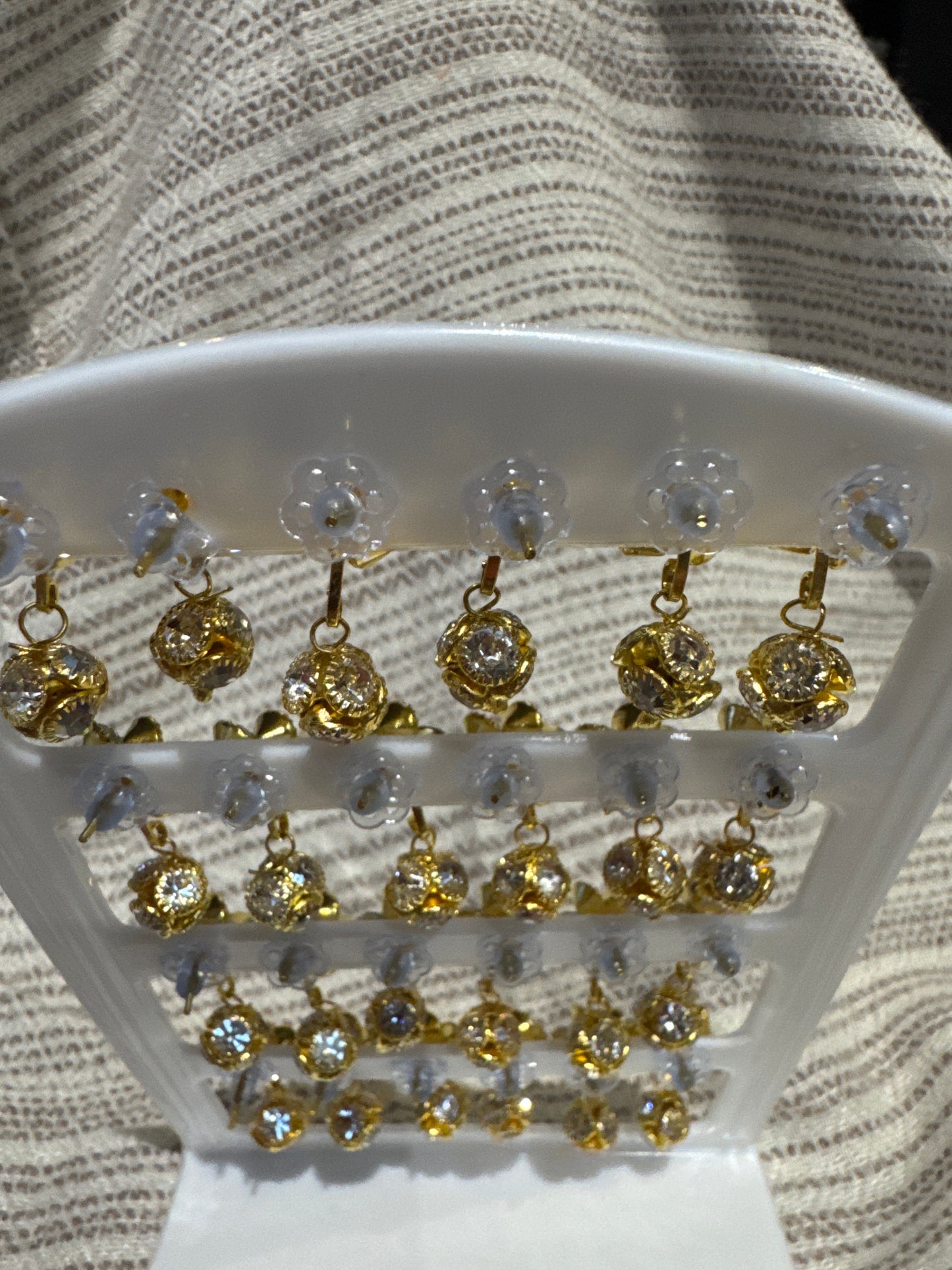 A set 12 pairs Different style earrings