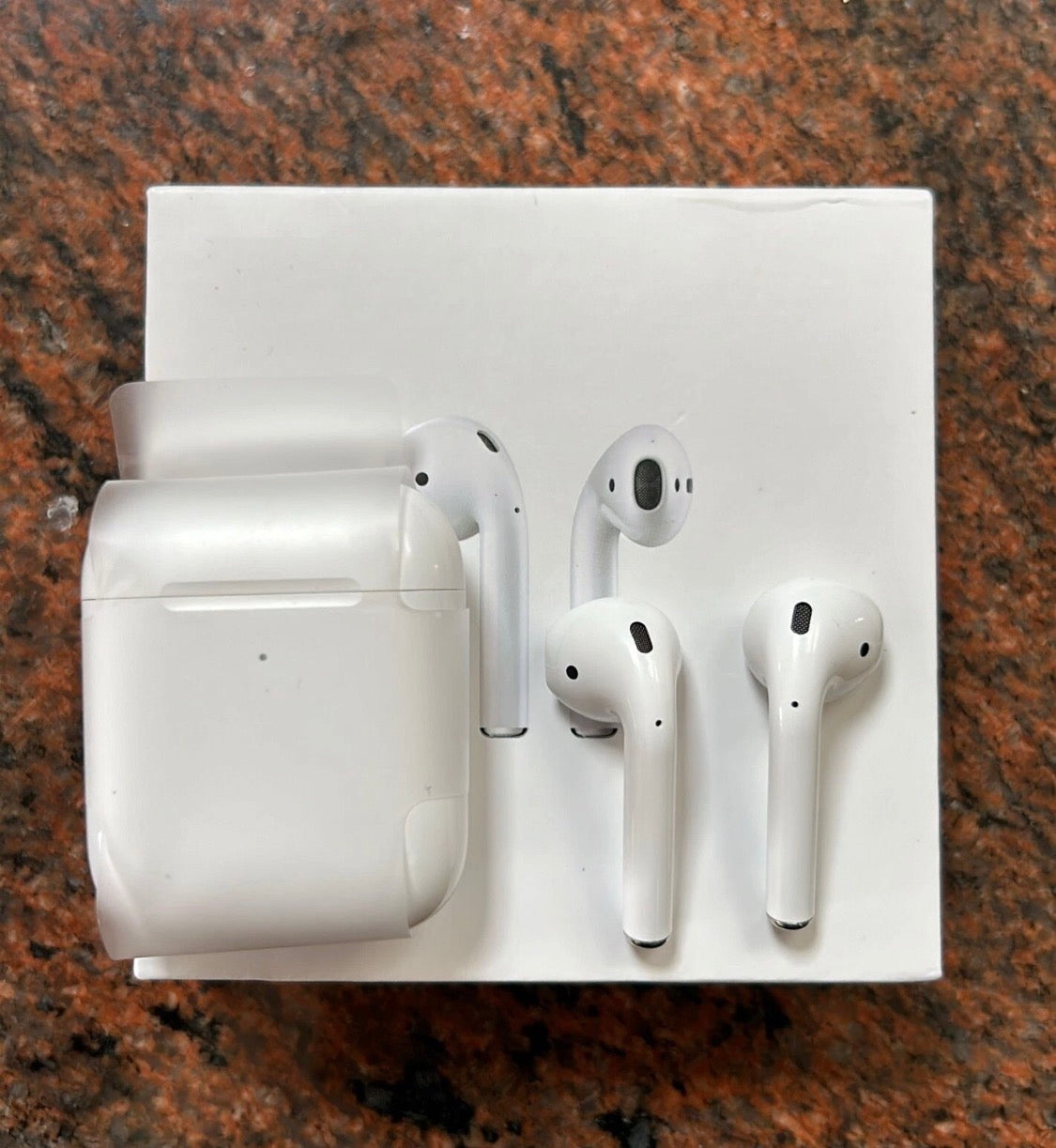 Apple AirPods 2nd Generation with Charging Case