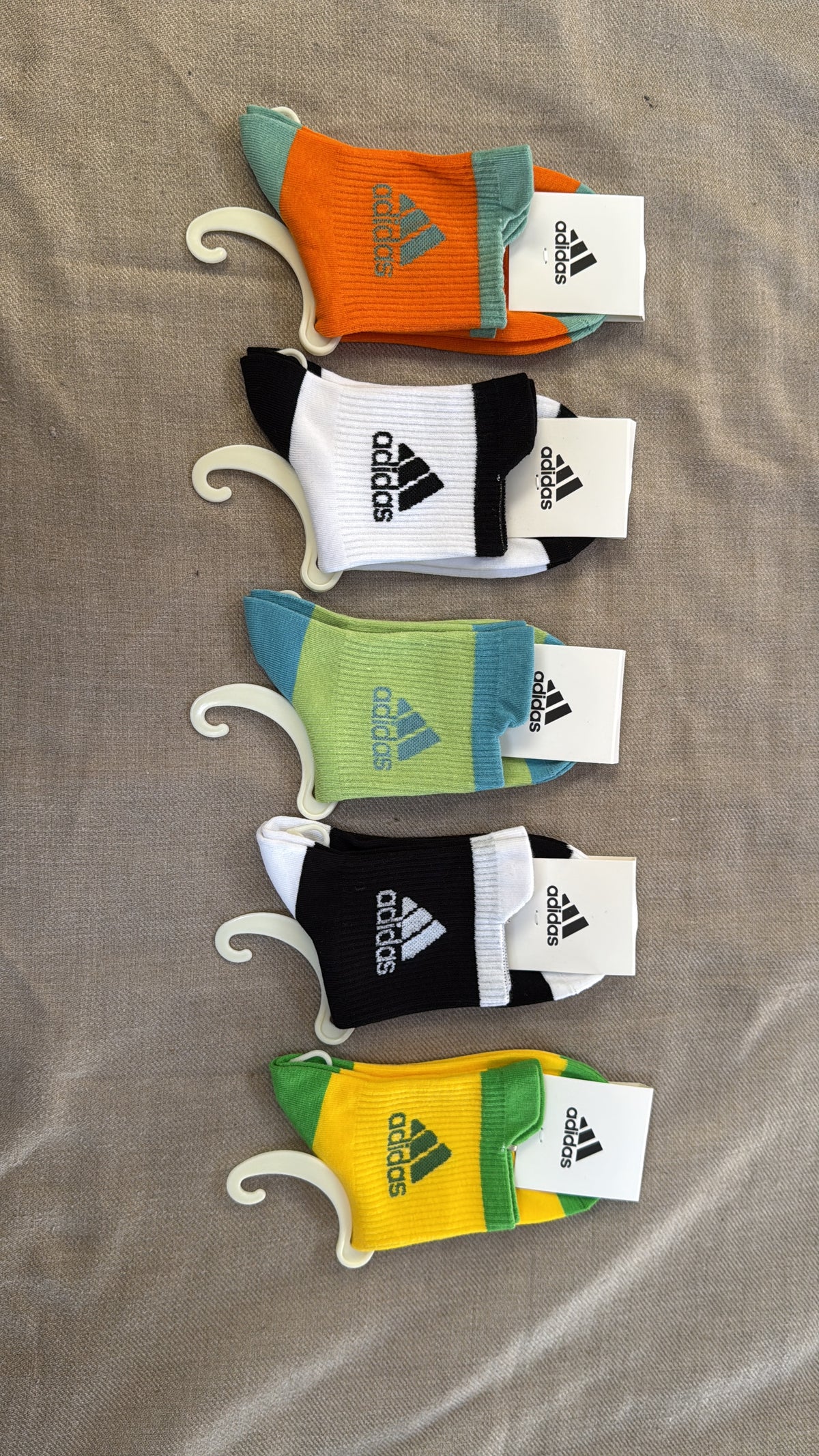 ADIDAS SOCKS X 5 PAIR MULTICOLOUR BRAND NEW