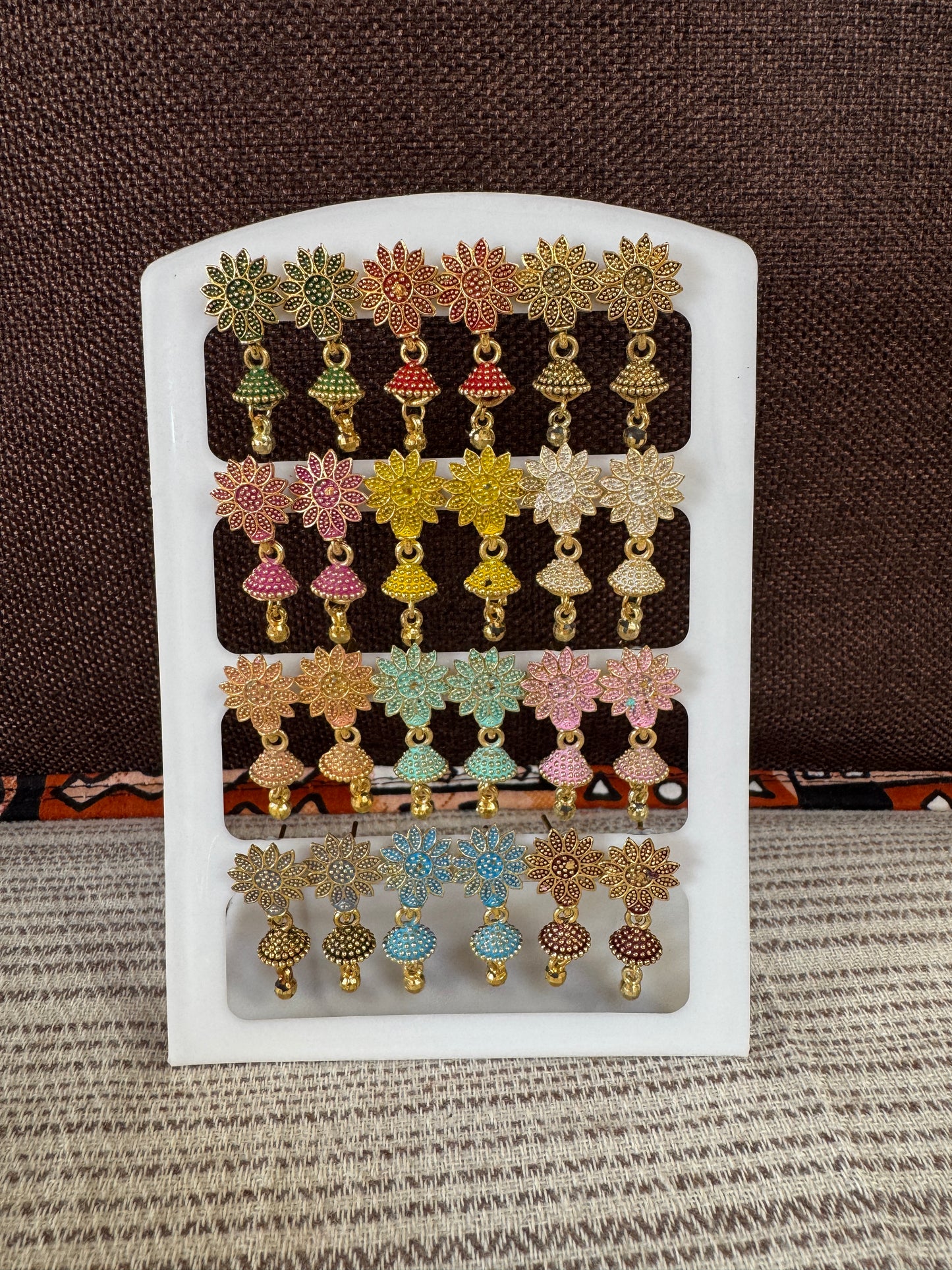 A set 12 pairs Different style earrings