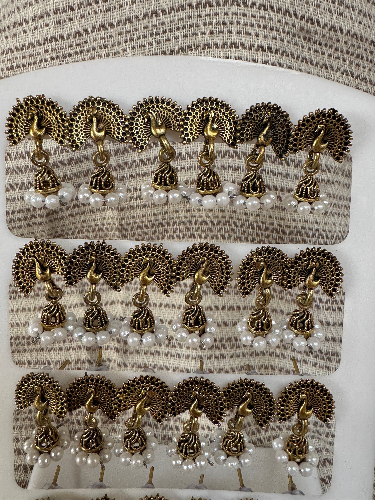 A set 12 pairs Different style earrings