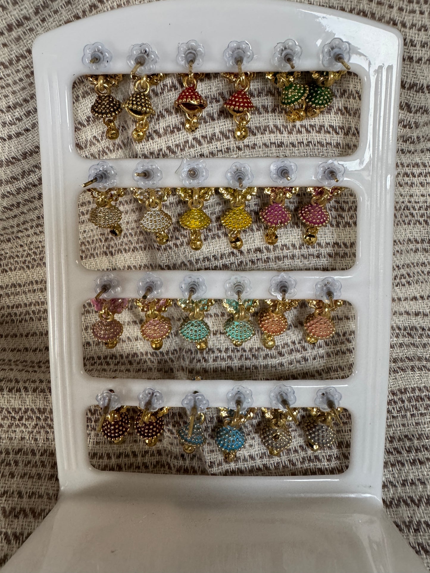 A set 12 pairs Different style earrings