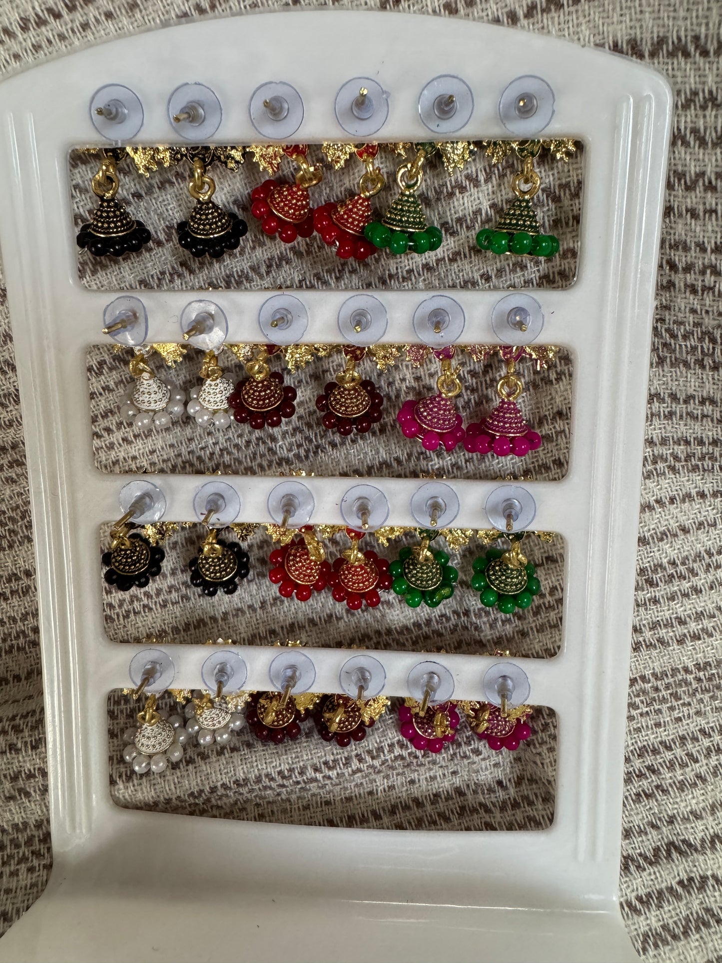 A set 12 pairs Different style earrings
